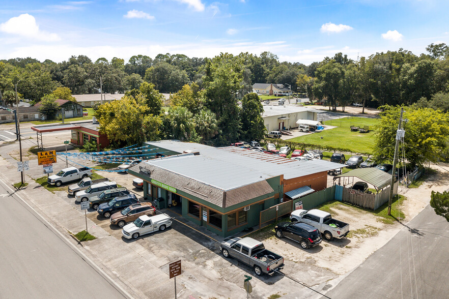 52 NW 250th St, Newberry, FL 32669