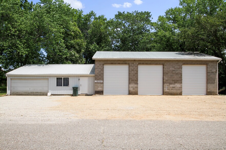 7340 Main St, Birch Tree, MO for sale - Building Photo - Image 1 of 1