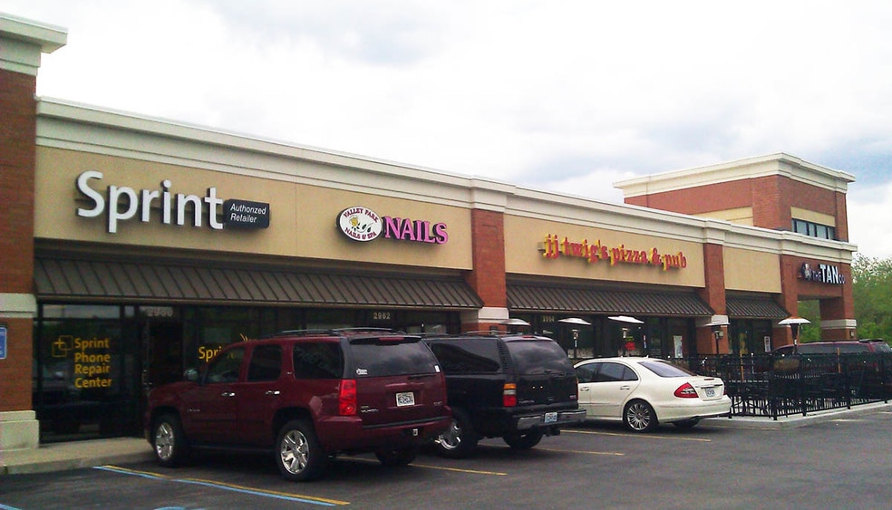 2934-2968 Dougherty Ferry Rd, Saint Louis, MO for lease - Building Photo - Image 3 of 9