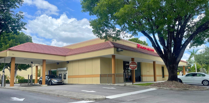 4117-4385 N Pine Island Rd, Sunrise, FL for lease Building Photo- Image 1 of 1