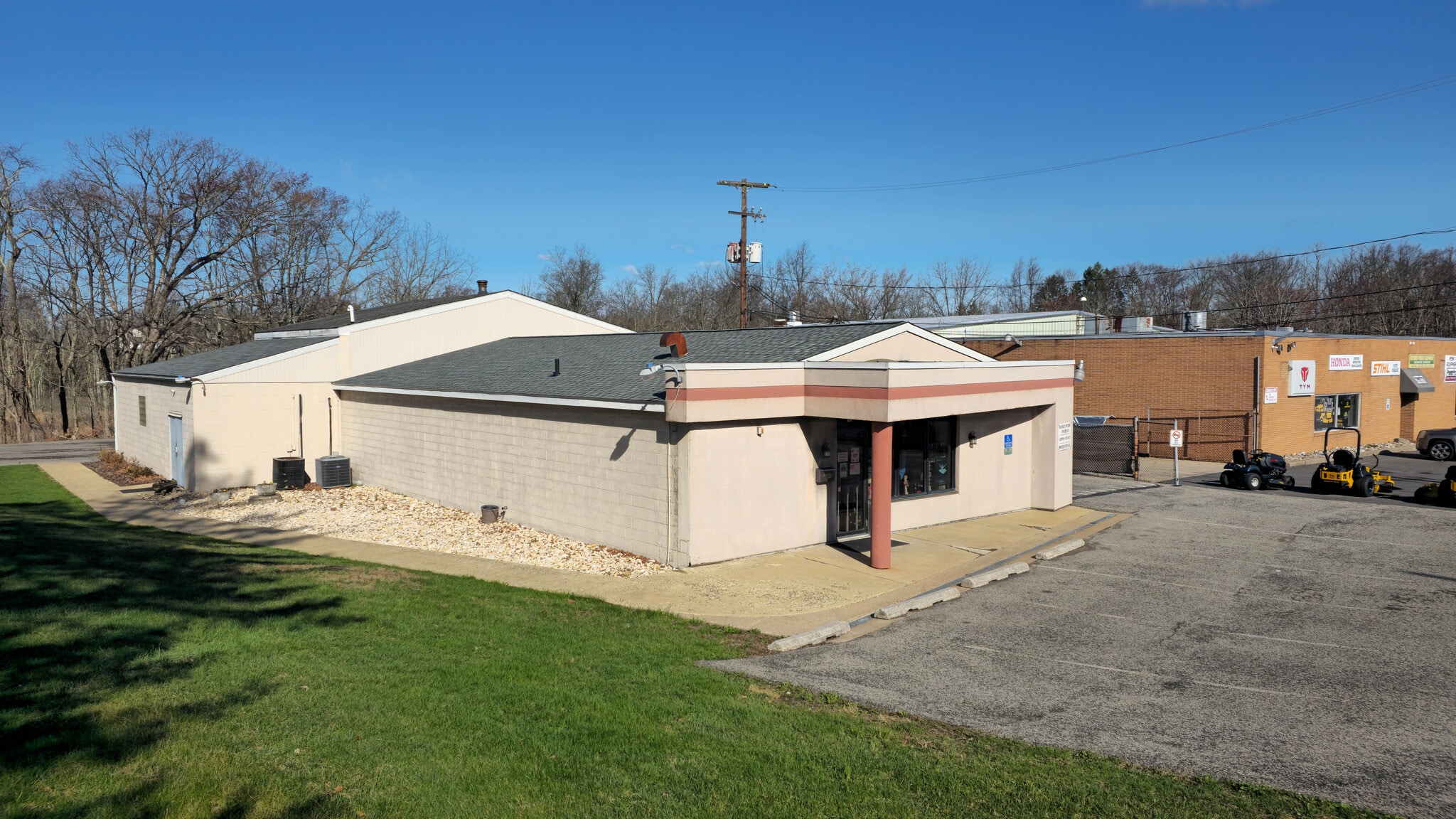 850 N West End Blvd, Quakertown, PA for sale Primary Photo- Image 1 of 13