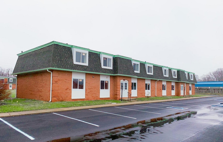 2505 E 10th St, Anderson, IN for sale - Building Photo - Image 3 of 10