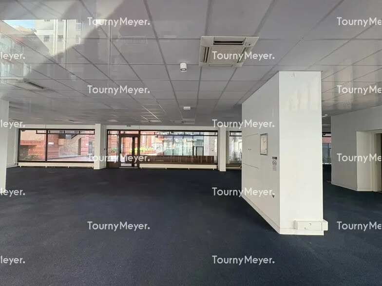 Office in Toulouse for lease - Interior Photo - Image 3 of 6