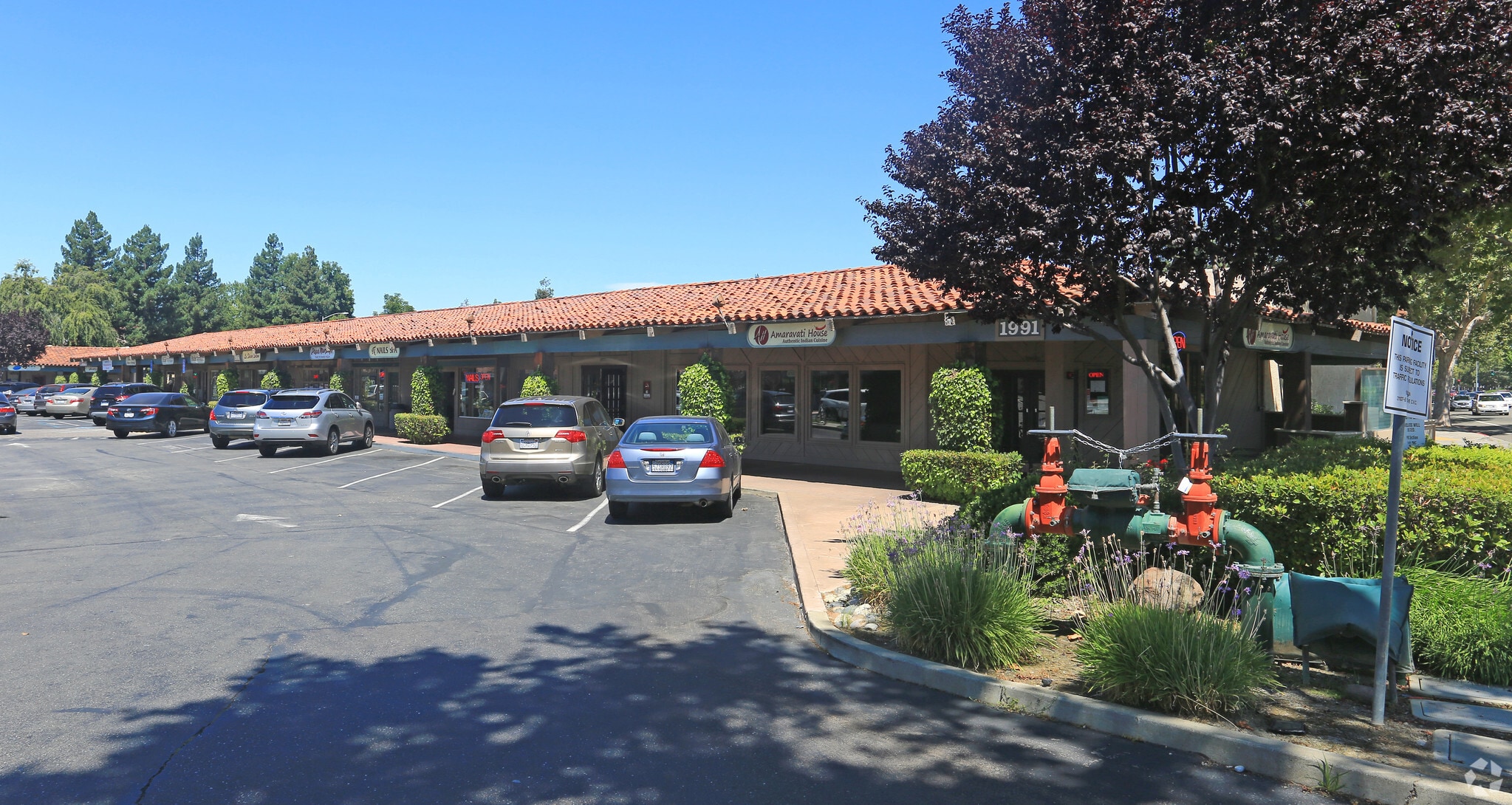 19871991 Santa Rita Rd, Pleasanton, CA 94566 Mission Plaza