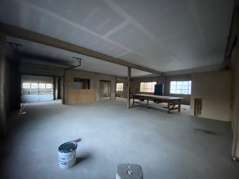 22 Leonard St, Norwalk, CT for sale - Building Photo - Image 3 of 47