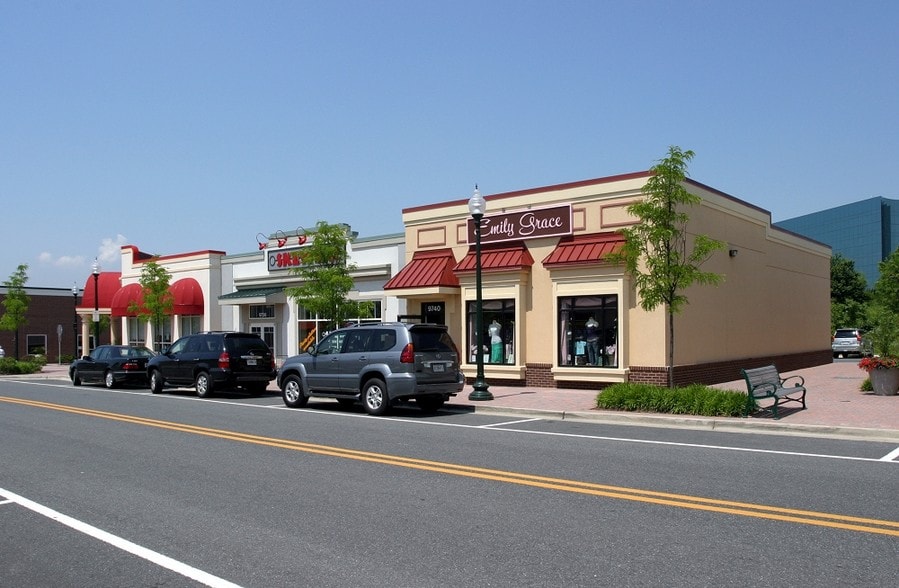 9734-9740 Traville Gateway Dr, Rockville, MD for lease - Building Photo - Image 3 of 5
