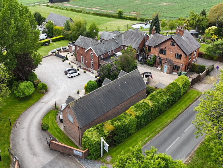 Melbourne View Hotel portfolio of 2 properties for sale on LoopNet.com - Building Photo - Image 2 of 20