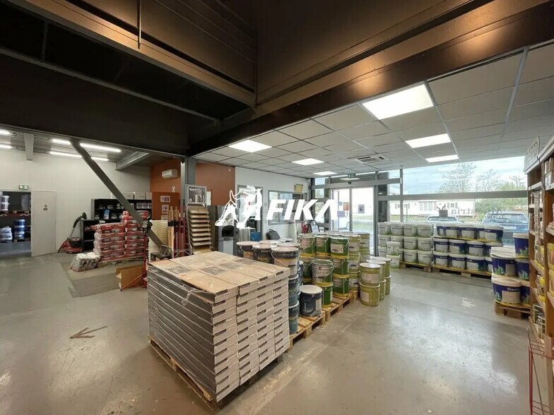Flex in Toulouse for lease - Interior Photo - Image 3 of 12