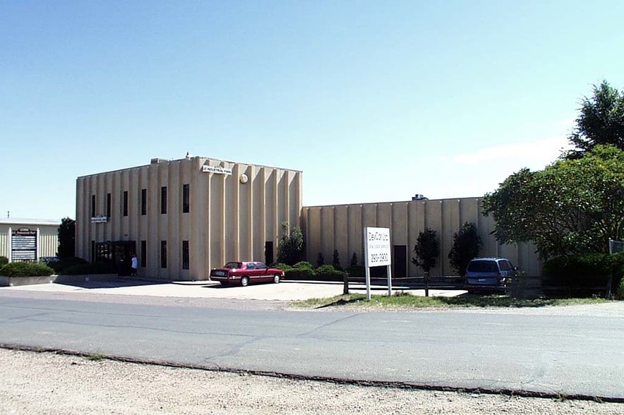 12360 W 49th Pl, Wheat Ridge, CO for lease - Building Photo - Image 2 of 7