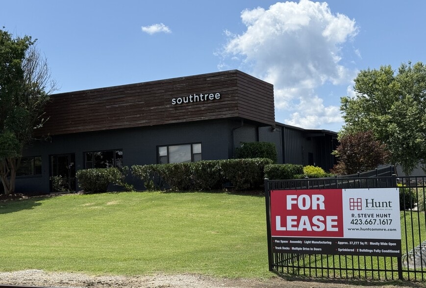 515 N Holtzclaw Ave, Chattanooga, TN for lease - Building Photo - Image 1 of 18