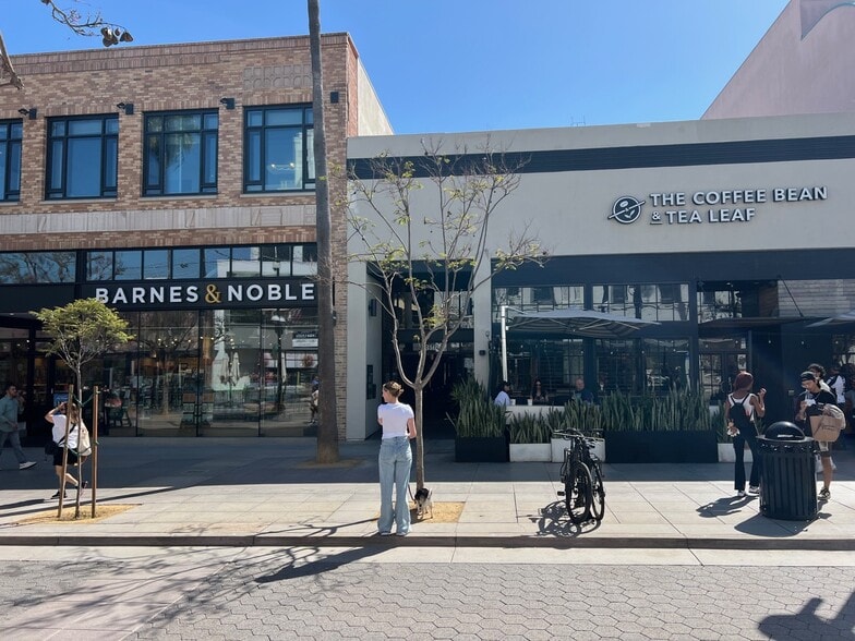 1316-1320 3rd Street Promenade, Santa Monica, CA for lease - Building Photo - Image 2 of 5