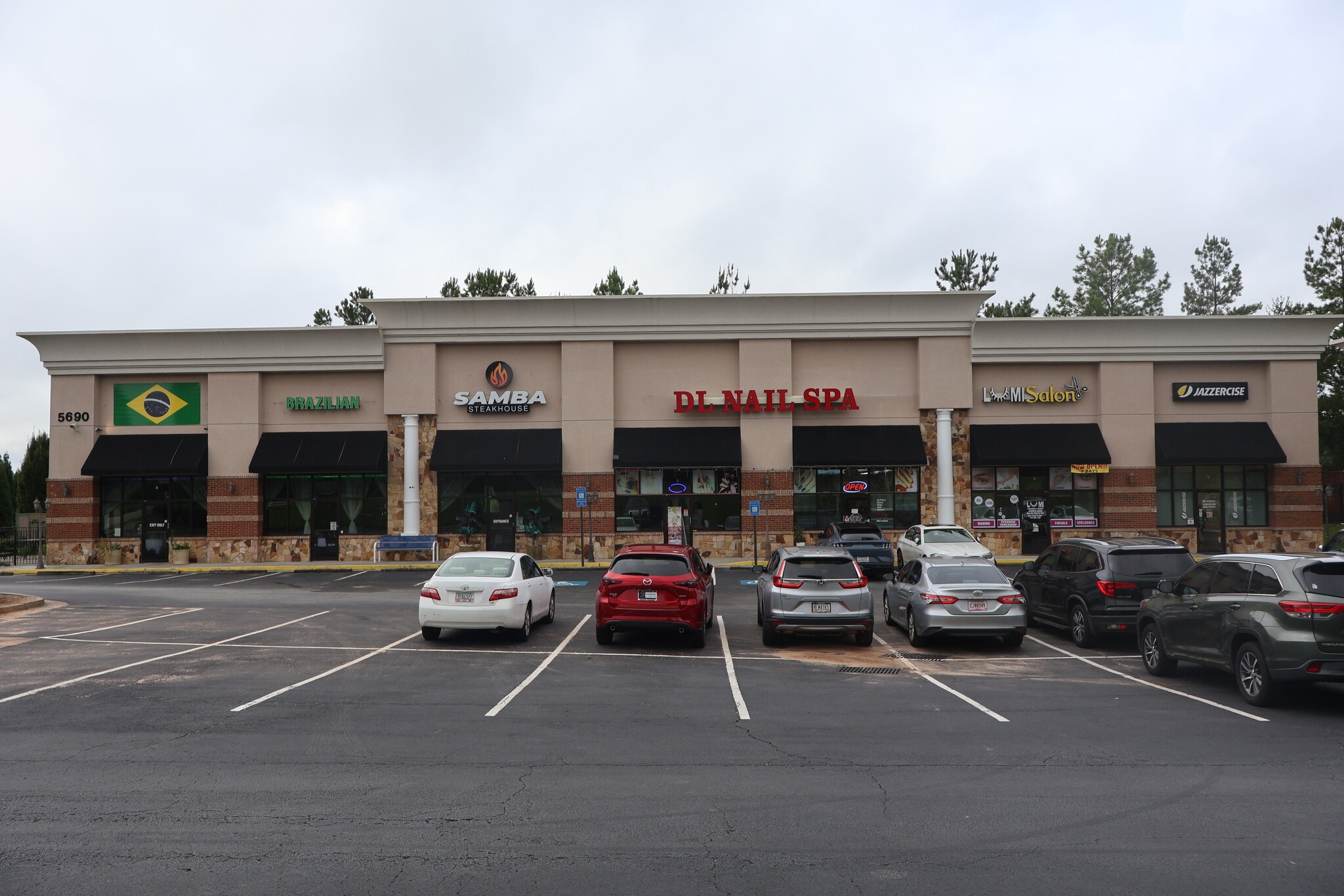 5700 Cumming Hwy, Buford, GA for lease Building Photo- Image 1 of 12