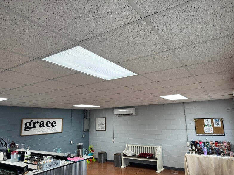 98 Home Run Rd, Munfordville, KY for lease - Building Photo - Image 3 of 4