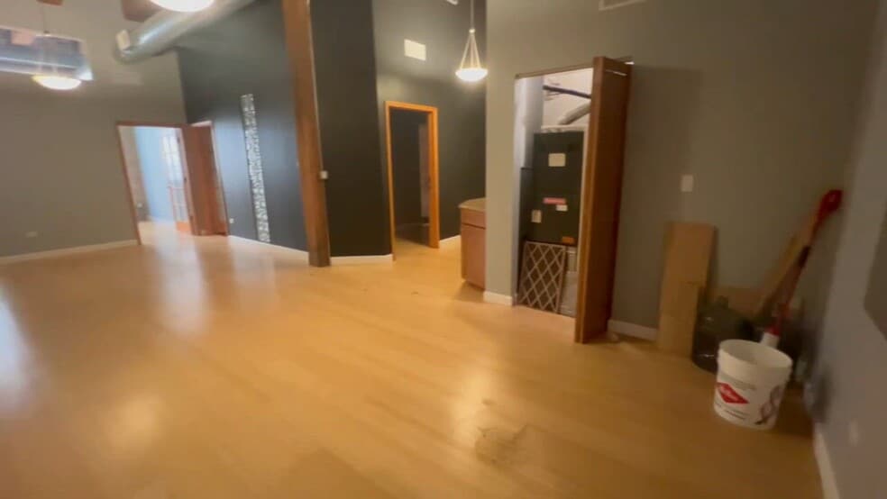 824 W Superior St, Chicago, IL for sale - Commercial Listing Video - Image 2 of 3