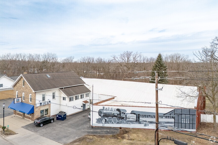 10718 Main St, Clarence, NY for sale - Building Photo - Image 2 of 6