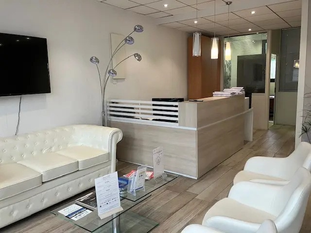 Office in Lyon for lease Lobby- Image 1 of 20