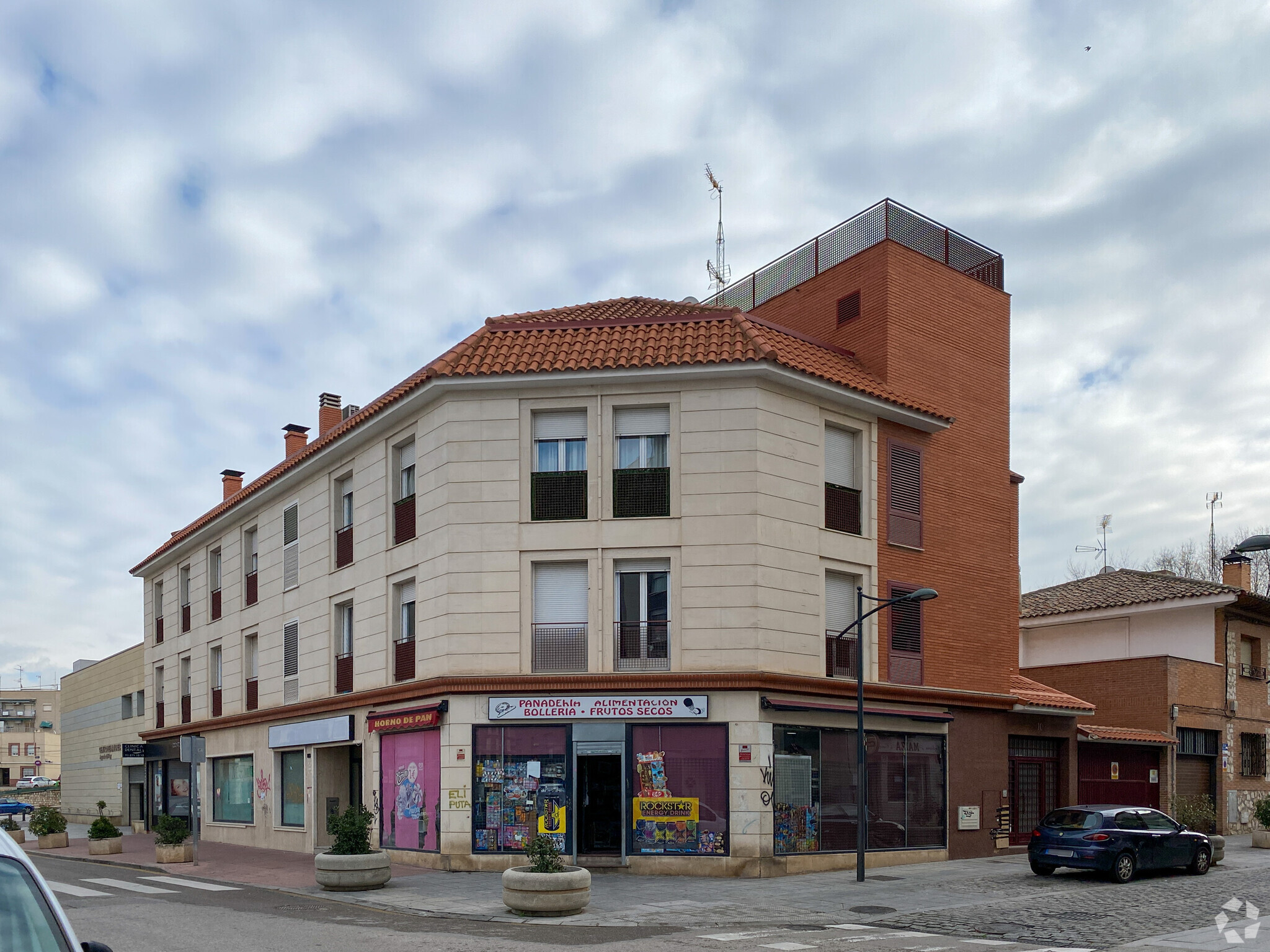 Multifamily in Arganda del Rey, MAD for sale Building Photo- Image 1 of 2