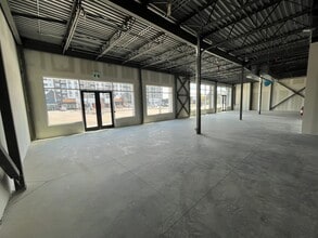 5335-5397 Edgemont Blvd NW, Edmonton, AB for lease Building Photo- Image 1 of 3