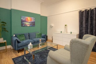 5-7 Museum Pl, Cardiff for lease Interior Photo- Image 2 of 9