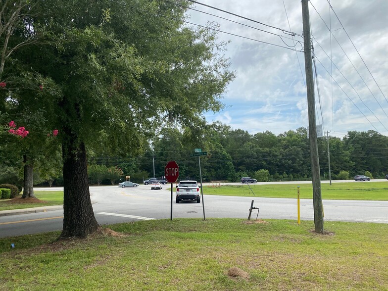 8899 Old University Blvd, North Charleston, SC for sale - Building Photo - Image 3 of 10