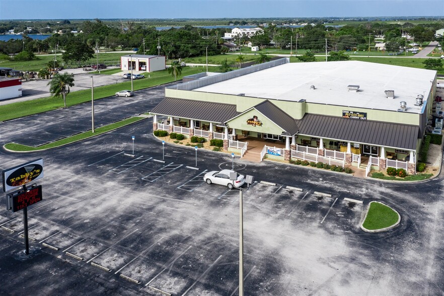 800 Us 27, Lake Placid, FL for sale - Primary Photo - Image 1 of 1