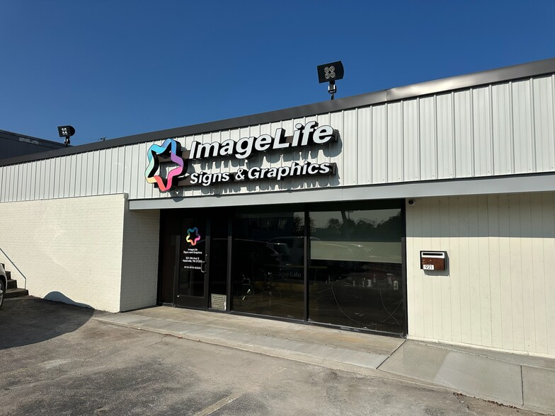 919-921 8th Ave S, Nashville, TN for lease - Building Photo - Image 2 of 5