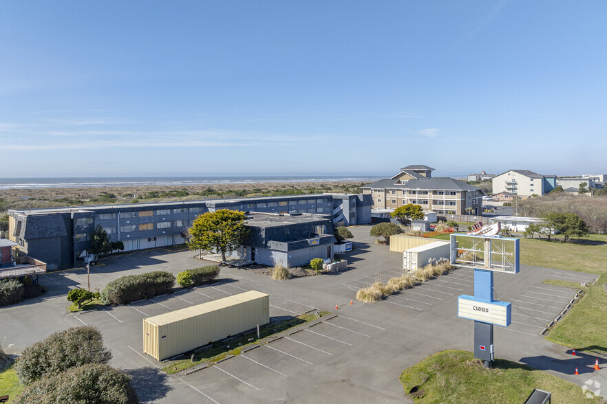 801 Ocean Shores Blvd NW, Ocean Shores, WA for sale - Building Photo - Image 1 of 1