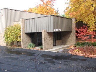 More details for 23070 Commerce Dr, Farmington, MI - Industrial for Lease