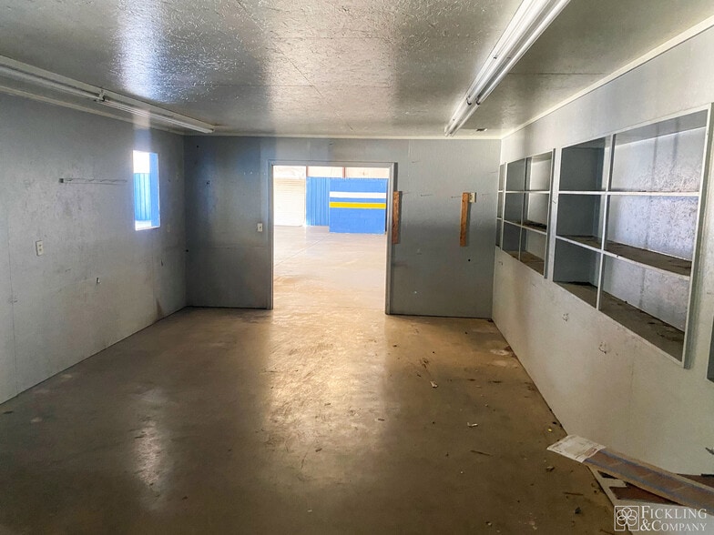 3401 Ocmulgee East Blvd, Macon-Bibb, GA for sale - Building Photo - Image 2 of 11