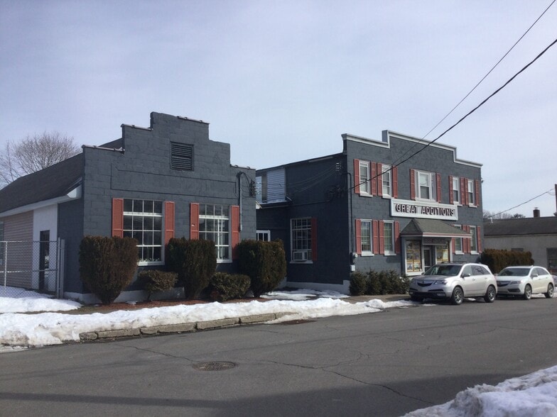 265 Charles St, Luzerne, PA for sale - Building Photo - Image 1 of 1