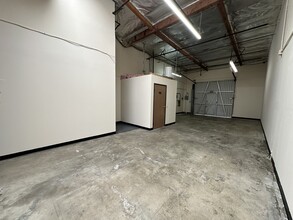 1010 N Batavia St, Orange, CA for lease Interior Photo- Image 2 of 10