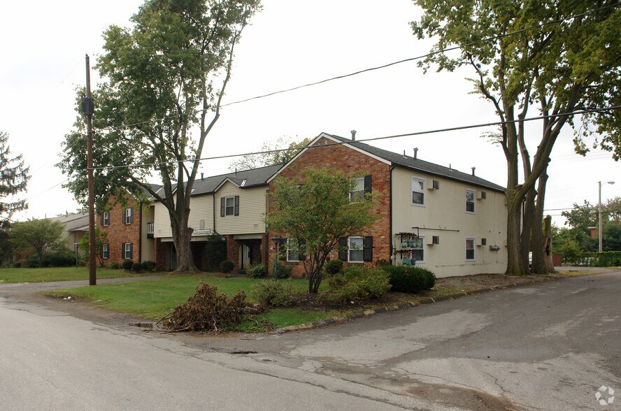 557 Riverview Dr, Columbus, OH for sale - Primary Photo - Image 1 of 3