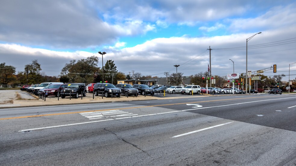 18000-18036 S Torrence Ave, Lansing, IL for sale - Other - Image 1 of 1