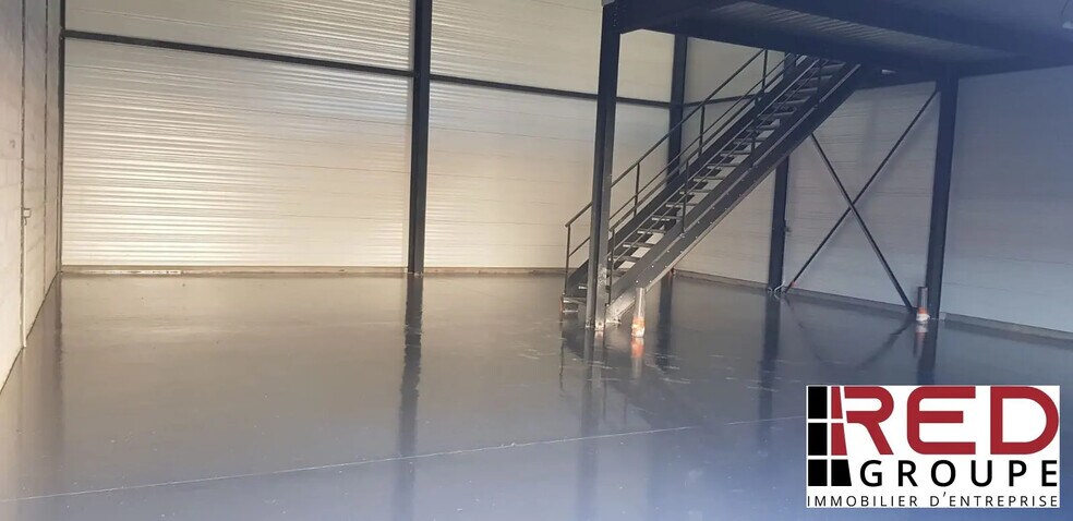 Industrial in Signes for lease - Building Photo - Image 3 of 5