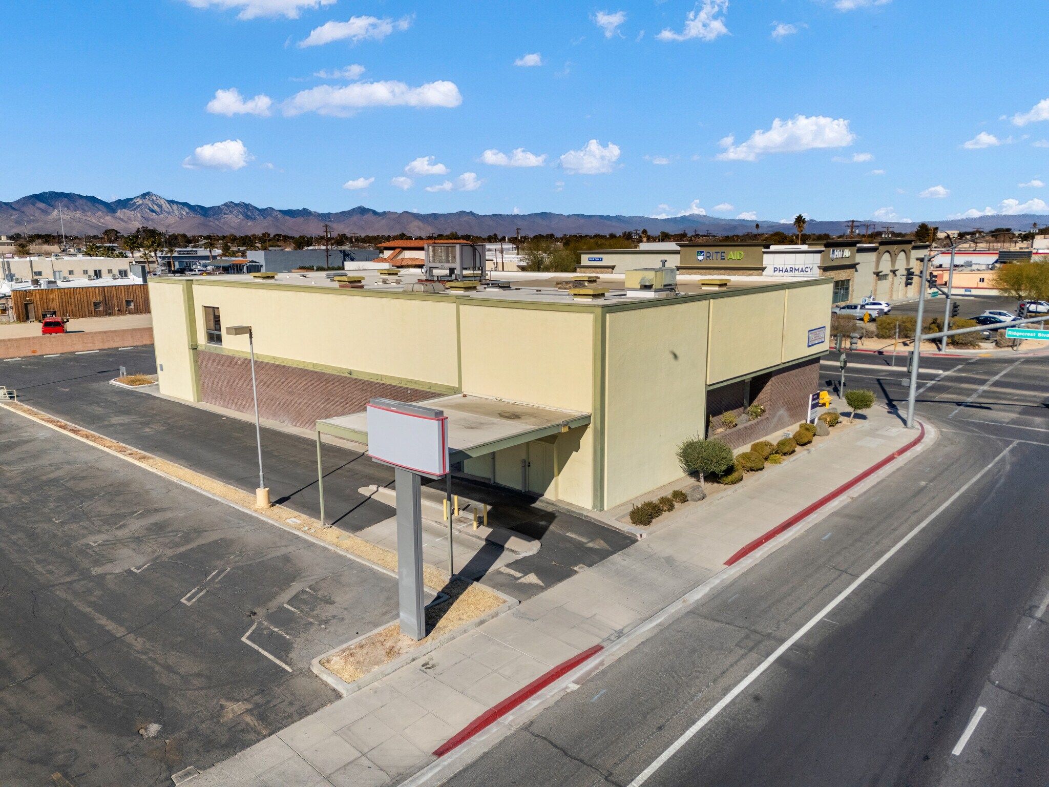 101 W Ridgecrest Blvd, Ridgecrest, CA for sale Building Photo- Image 1 of 14
