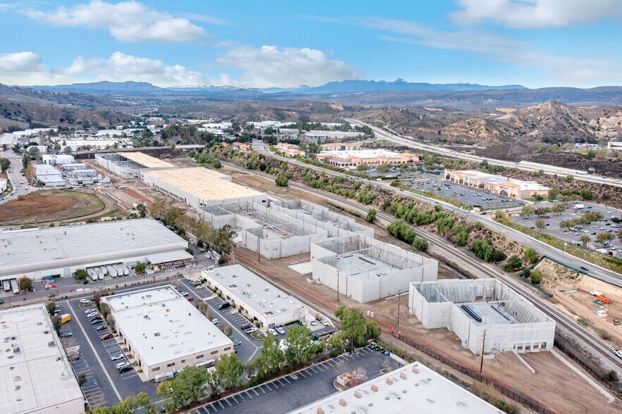 NEC Madera Rd & Easy St, Simi Valley, CA 93065 Easy Street Industrial