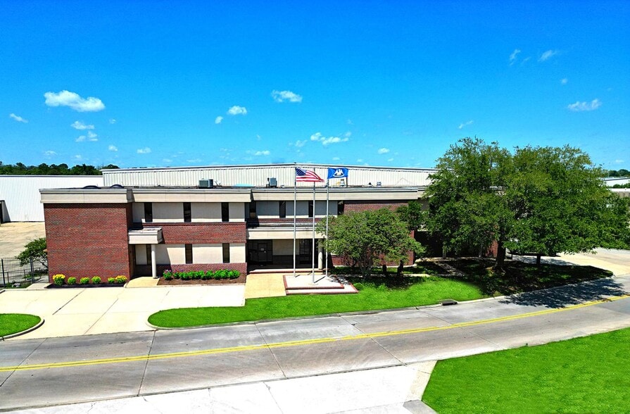 6959/7077 S Choctaw Dr portfolio of 2 properties for sale on LoopNet.com - Building Photo - Image 2 of 6