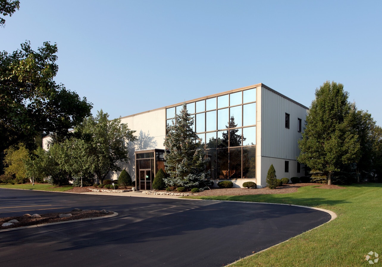 240 Tappan Dr N, Mansfield, OH 44906