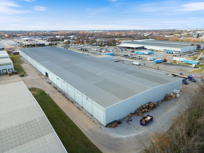 419 S Lincoln St, Lowell, AR for lease - Building Photo - Image 2 of 6