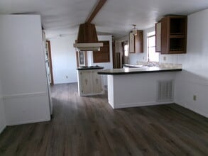 4909 N Cocoa Blvd, Cocoa, FL for lease Interior Photo- Image 2 of 4