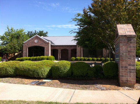 1104 Professional Ct, Colleyville, TX for lease - Primary Photo - Image 1 of 2