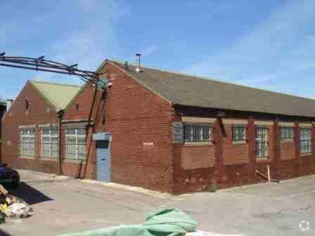 Bradford Rd, Cleckheaton for lease - Primary Photo - Image 1 of 1