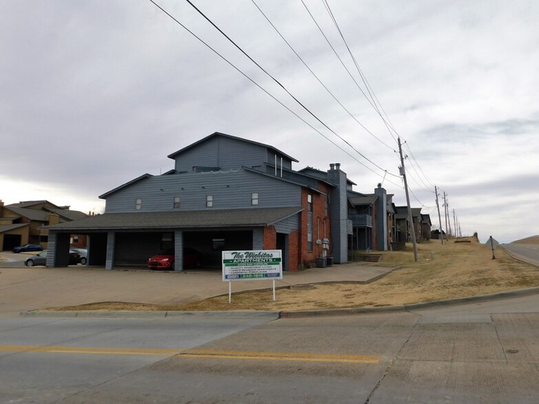 4001-4003 NW Ozmun Ave, Lawton, OK for sale - Primary Photo - Image 1 of 19