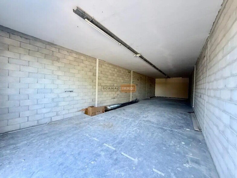 Industrial in Fréjus for lease - Interior Photo - Image 3 of 5