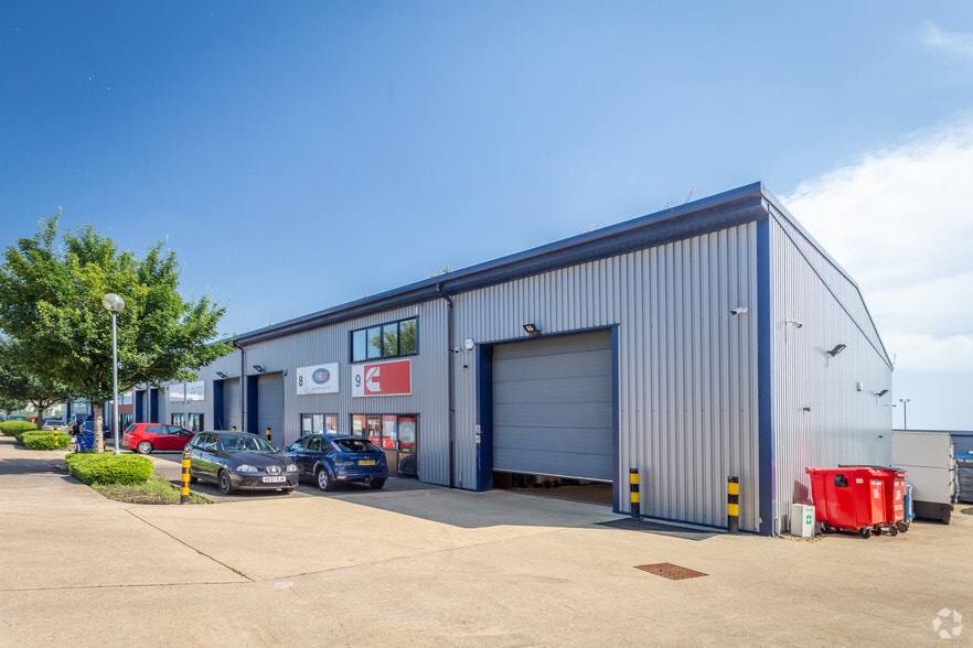 Saracen Way, Peterborough for lease - Primary Photo - Image 1 of 1