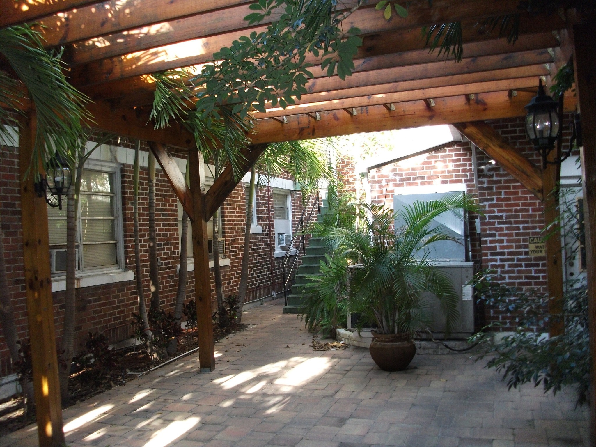 711 3rd Ave S, Saint Petersburg, FL for sale Building Photo- Image 1 of 1