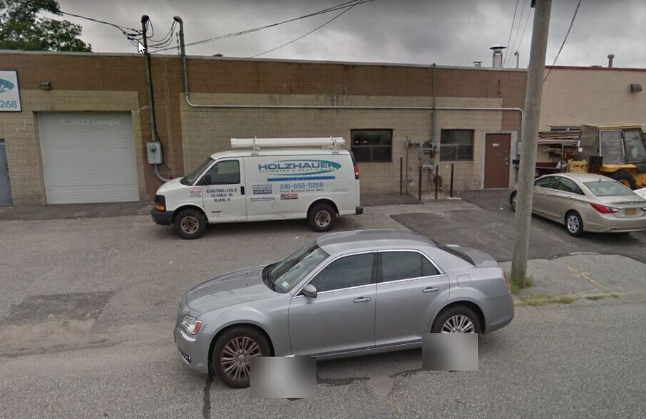 117-119 Marine St, Farmingdale, NY for sale - Building Photo - Image 1 of 1
