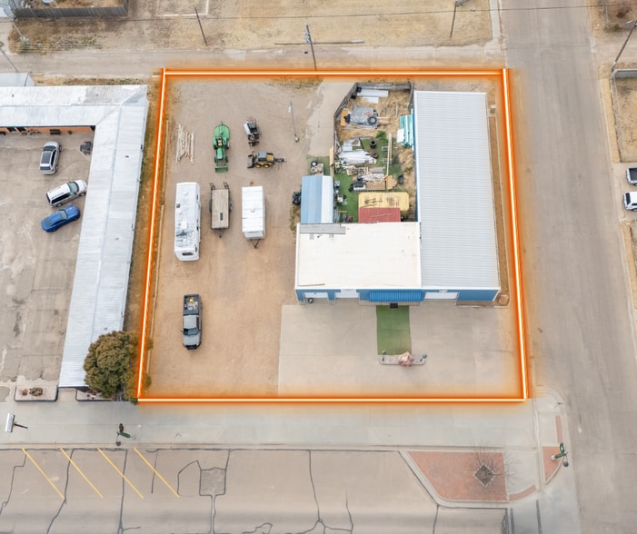 309 Morton St, Elkhart, KS for sale - Building Photo - Image 2 of 8