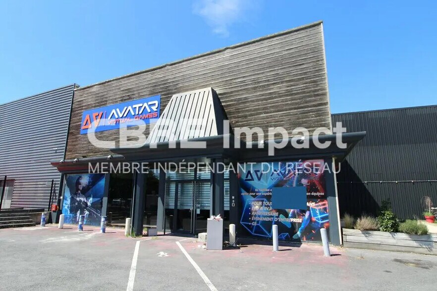 Retail in Tinqueux for lease - Building Photo - Image 1 of 18