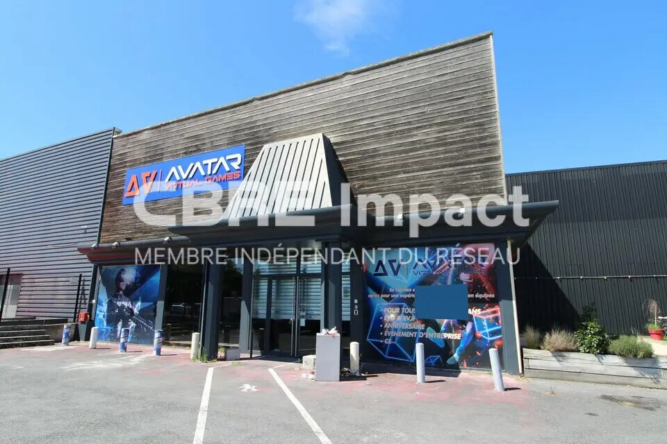 Retail in Tinqueux for lease Building Photo- Image 1 of 19